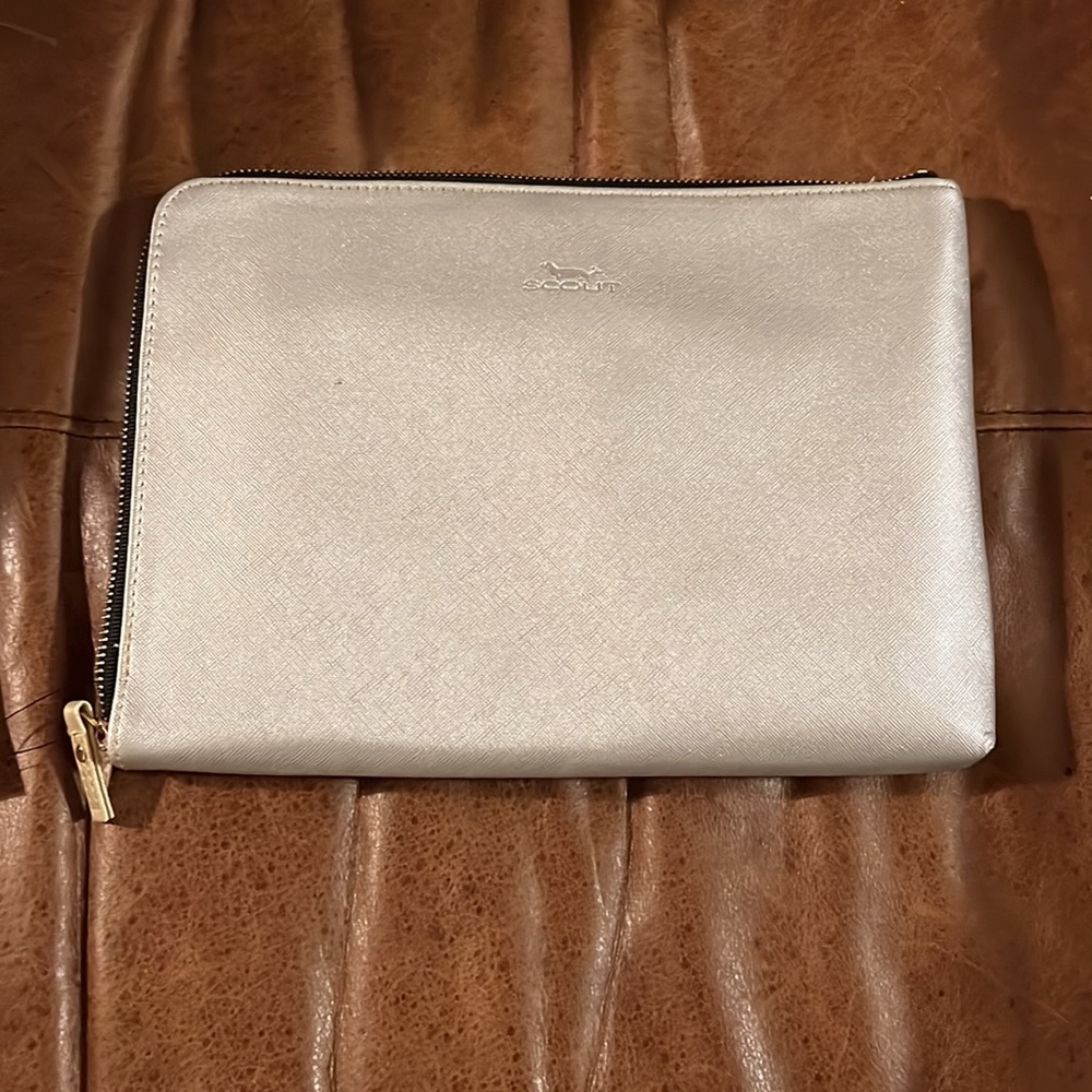 Scout Zip File Tech Case - Picture 6 of 9